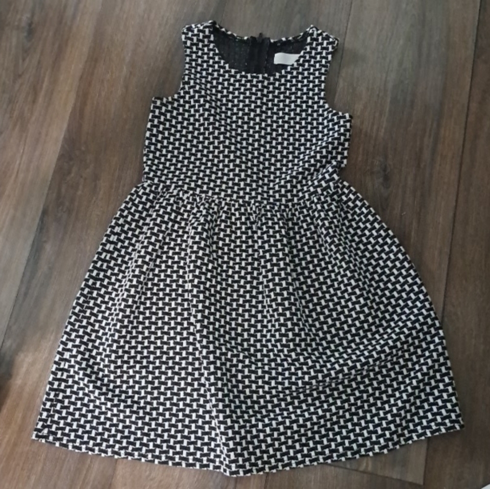Vera Wang Lavender Label Black and White Kids Dress